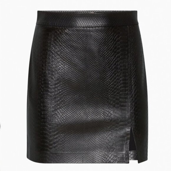 Aritzia Wilfred Patio Snake Print Faux Leather Mini Skirt Black Size 4 - Picture 1 of 7